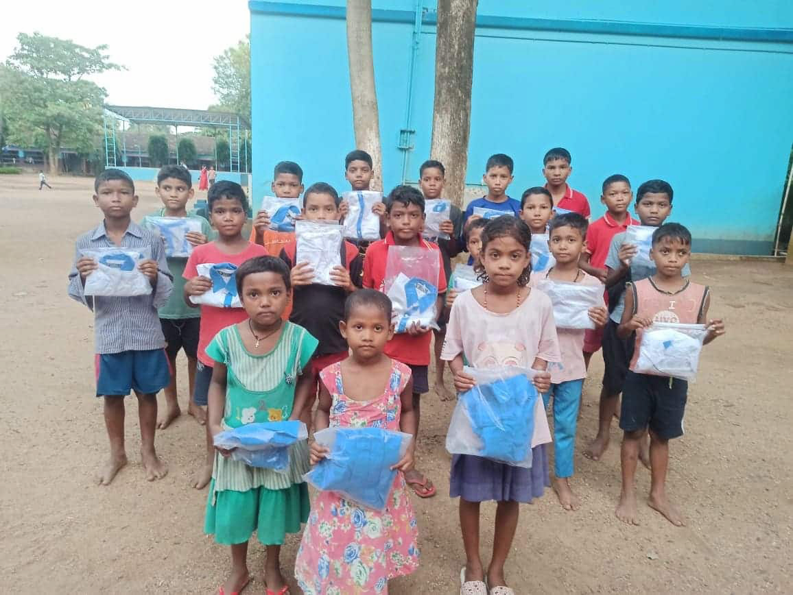 More children with new uniforms